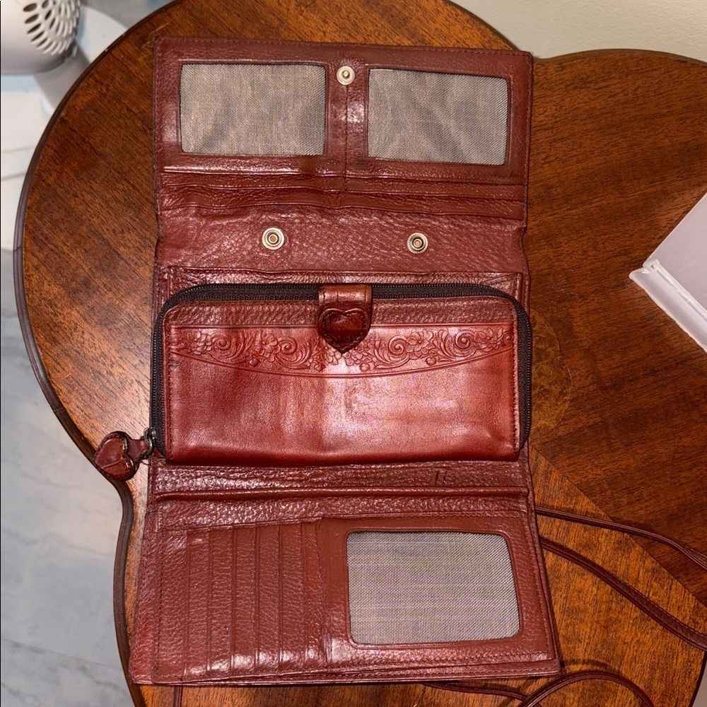 Brighton Vintage wallet on strap Crossbody bag leather brown Croc tooled GUC - Picture 10 of 17